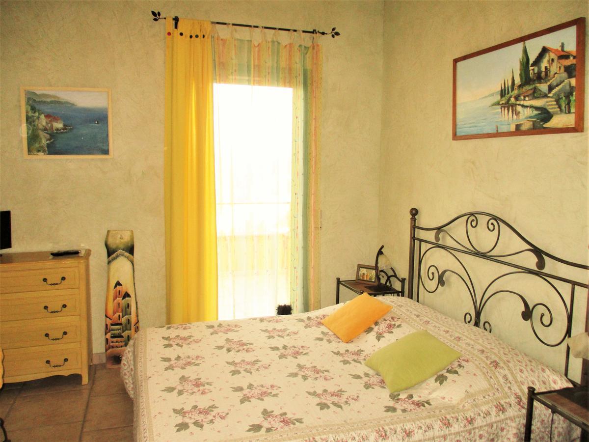 Bed and Breakfast Les Mimosas Menton Exterior foto